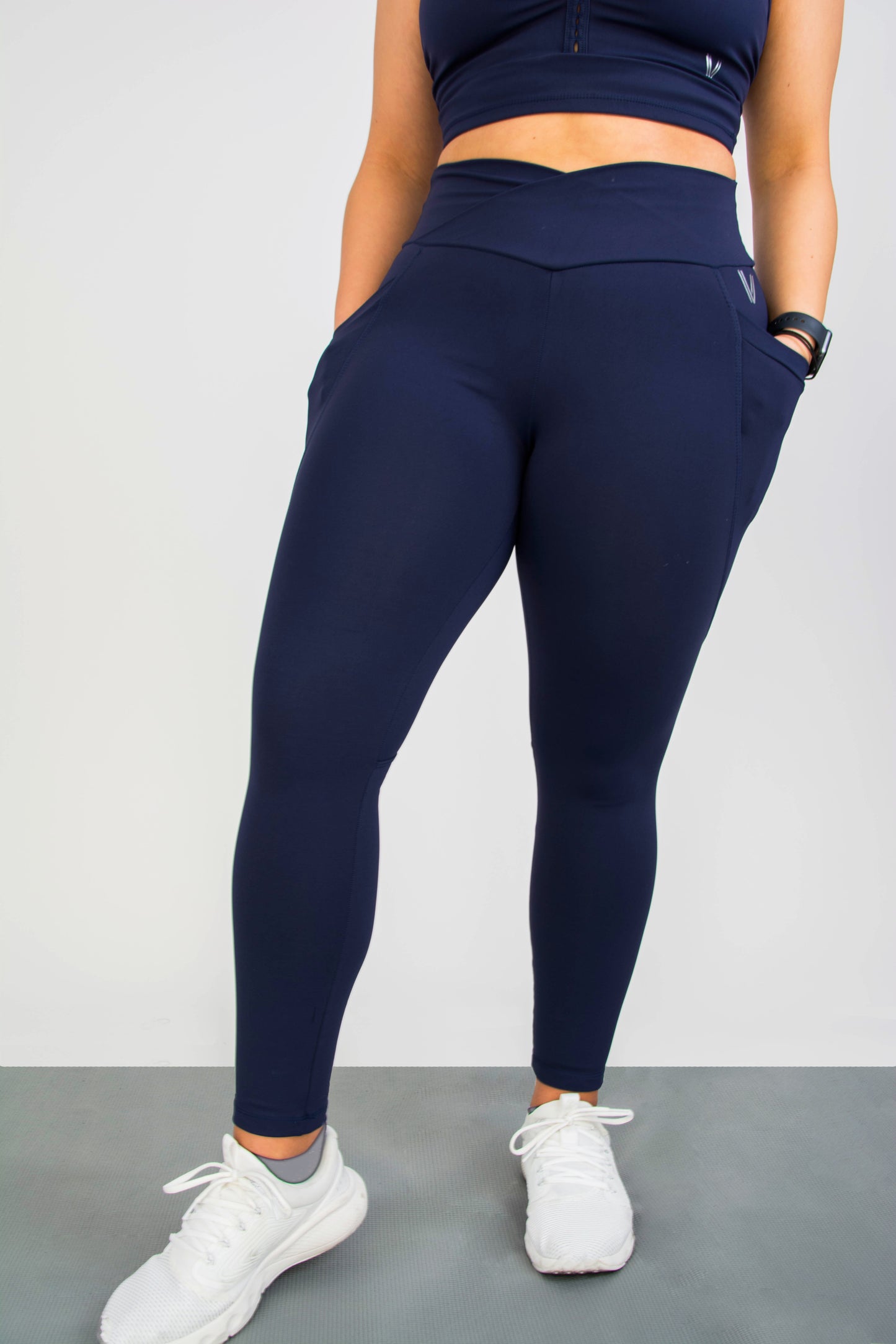 V-Waist Power Tights with pockets – Navy