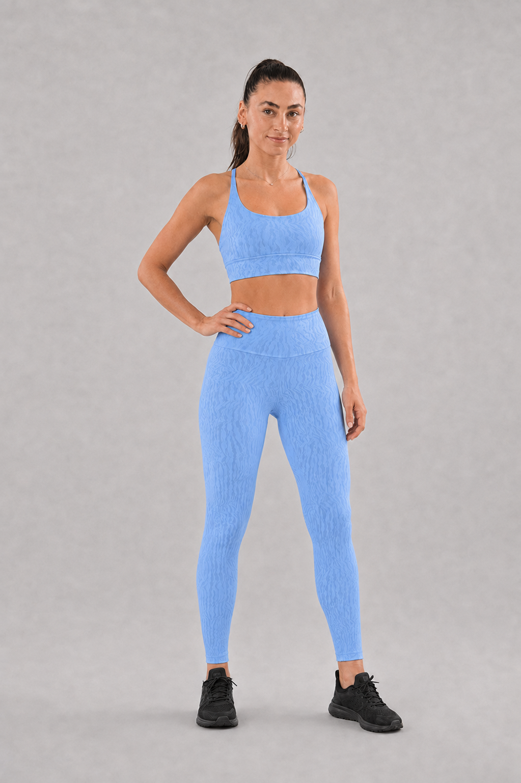 Aria Shiny Tiger Tights – Sky Blue – product view
