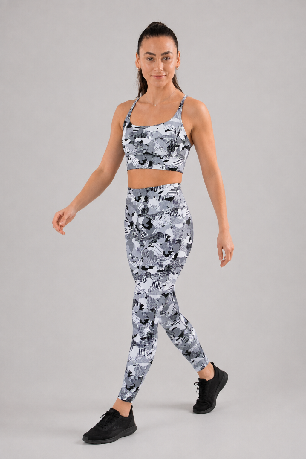 Aria Camo Leggings – White/Black – alternate view 2
